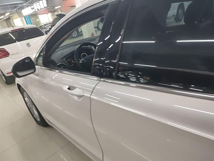 Фото 5 - Ford Mondeo