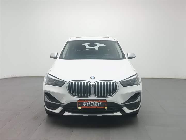 Фото 3 - BMW X1