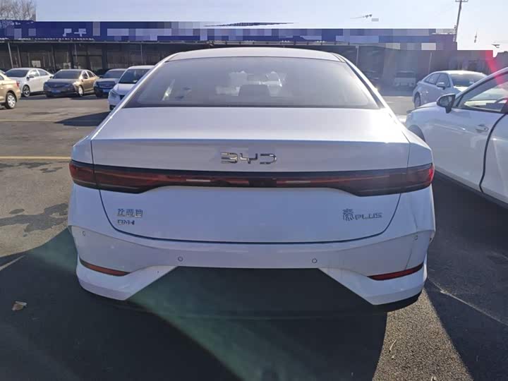 Фото 6 - BYD Qin Plus