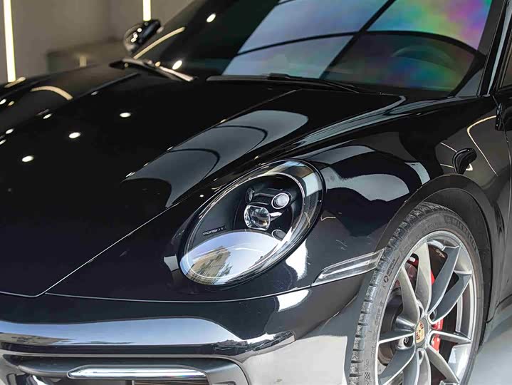 Фото 4 - Porsche 911