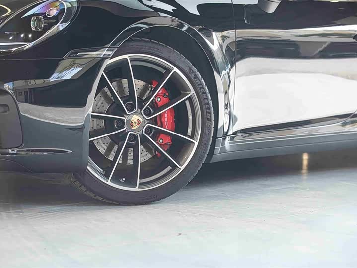 Фото 6 - Porsche 911