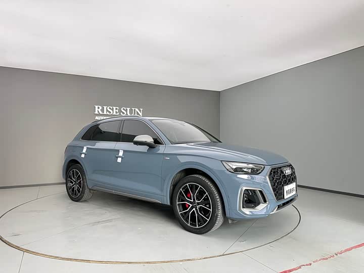 Фото 3 - Audi Q5L