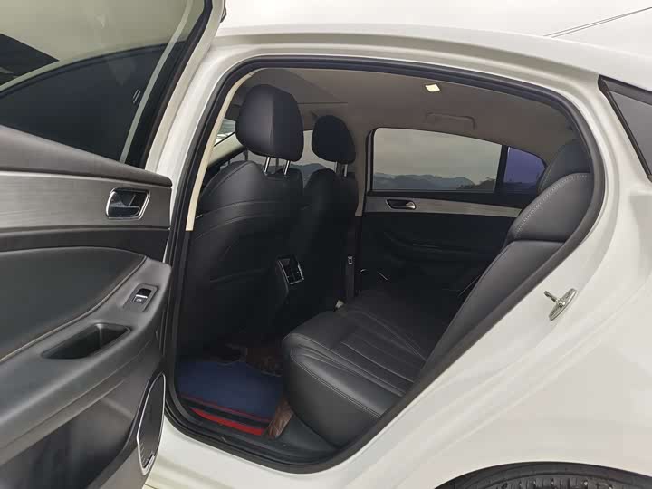 Фото 8 - Chery Omoda S5 (Arrizo 5 Plus)