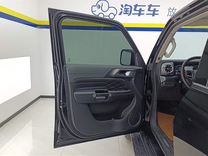 Фото 7 - Tank 300