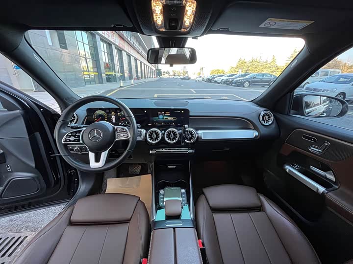 Фото 7 - Mercedes-Benz GLB-Class