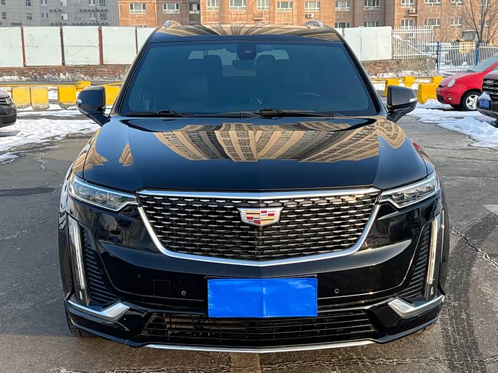 Фото 2 - Cadillac XT6