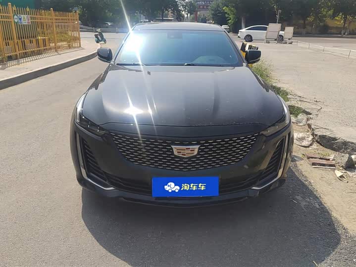 Фото 2 - Cadillac CT5