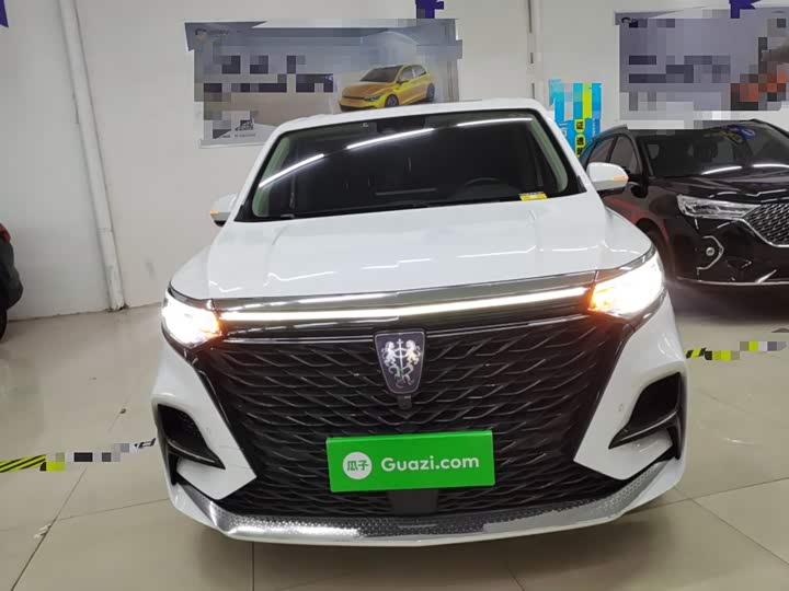 Фото 3 - Roewe iMax 8