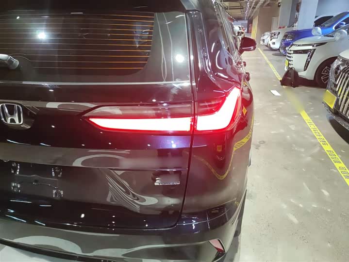 Фото 8 - Honda Breeze