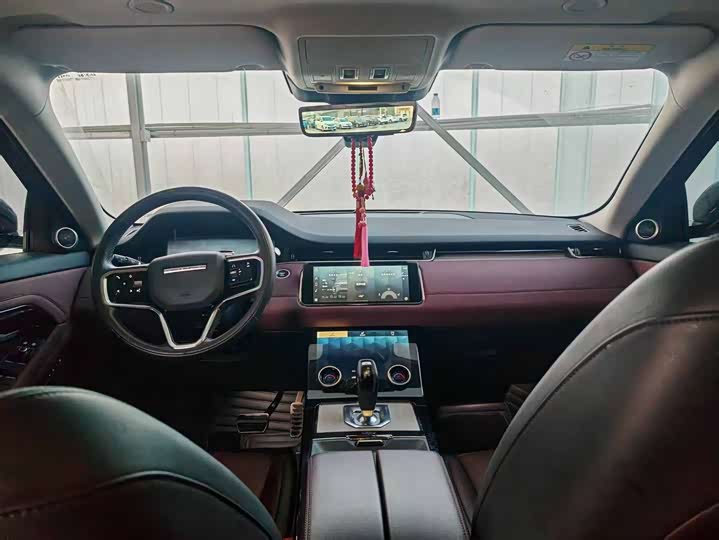 Фото 9 - Land Rover Range Rover Evoque L