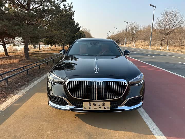 Фото 2 - Mercedes-Benz Maybach S-Class