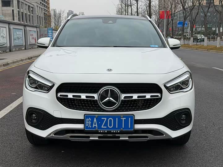 Фото 2 - Mercedes-Benz GLA-Class