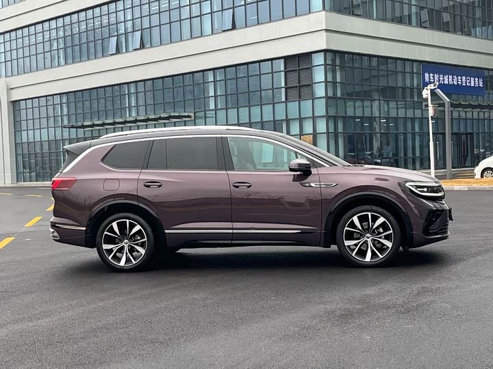 Фото 4 - Volkswagen Talagon