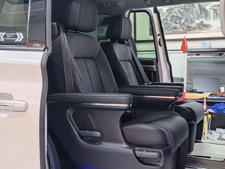 Фото 5 - GAC Trumpchi M8