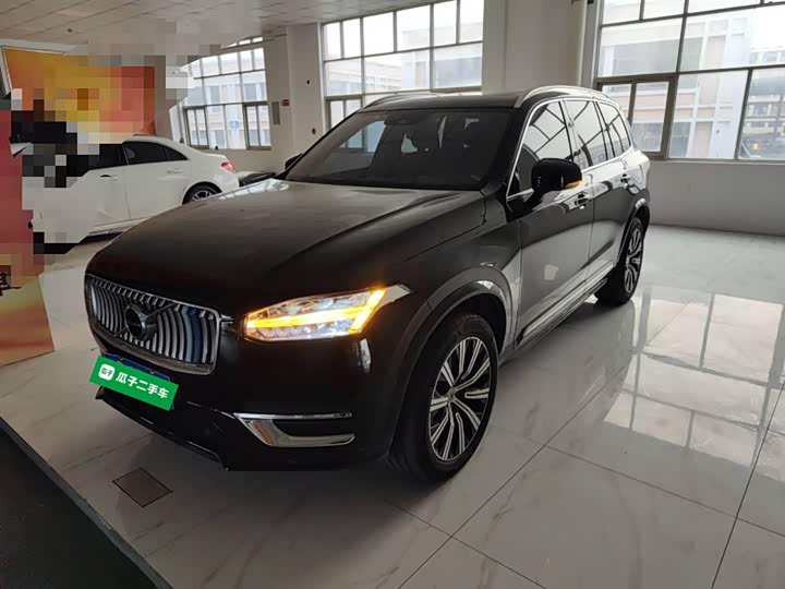 Фото 2 - Volvo XC90