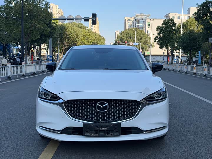 Фото 2 - Mazda Atenza