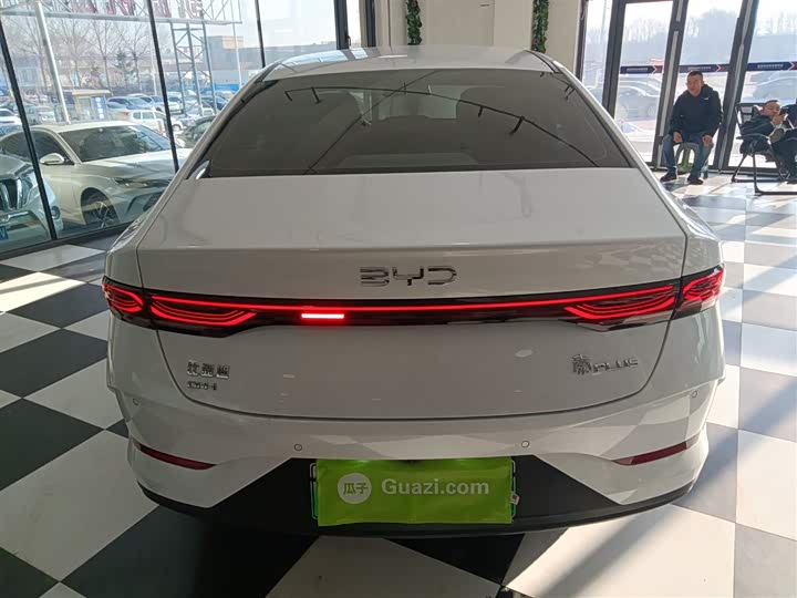 Фото 6 - BYD Qin Plus