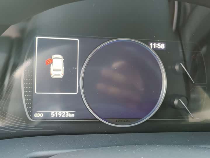 Фото 6 - Lexus ES