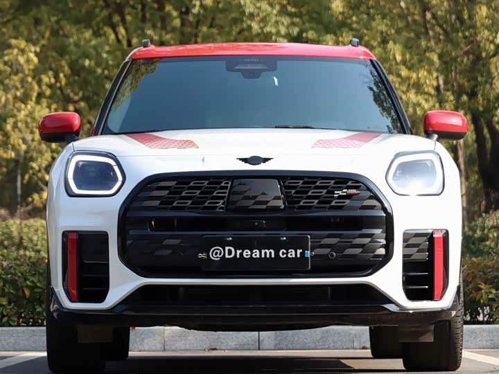Фото 2 - Mini Countryman JCW