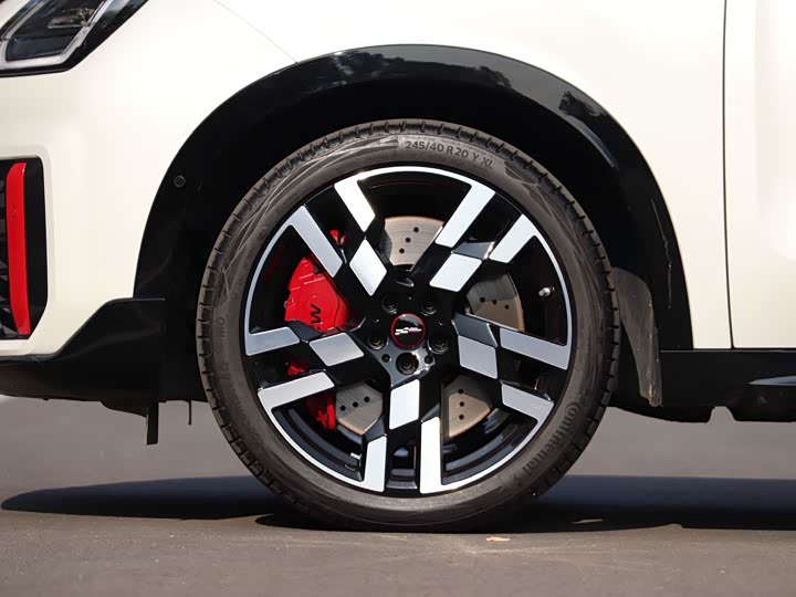 Фото 9 - Mini Countryman JCW