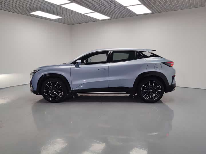 Фото 4 - Changan UNI-T