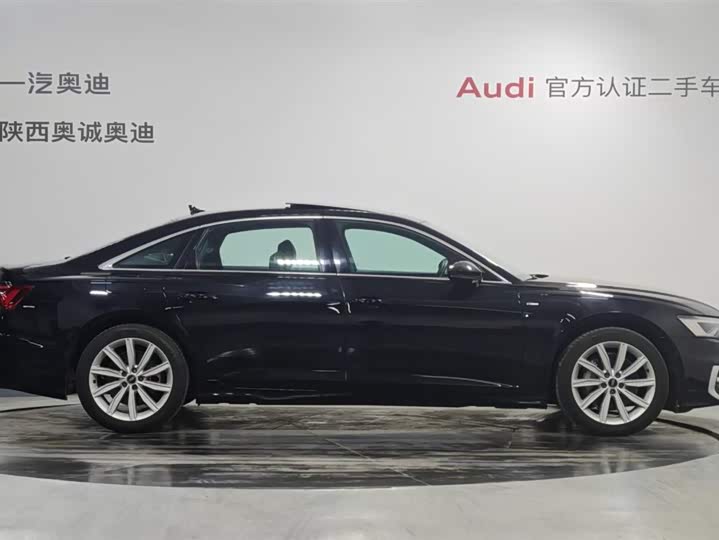 Фото 3 - Audi A6L