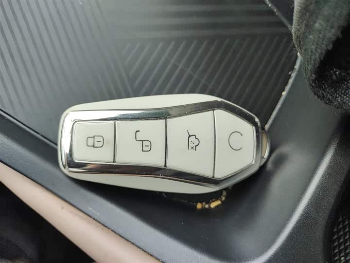 Фото 9 - BYD Seagull