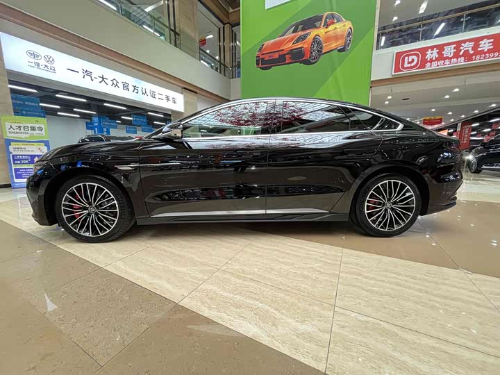 Фото 3 - BYD Han