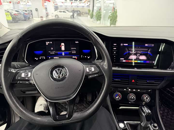 Фото 7 - Volkswagen Sagitar L