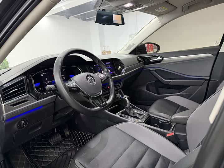 Фото 9 - Volkswagen Sagitar L