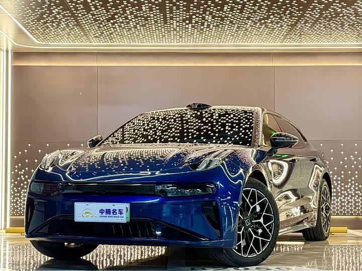 Фото 1 - Zeekr 001