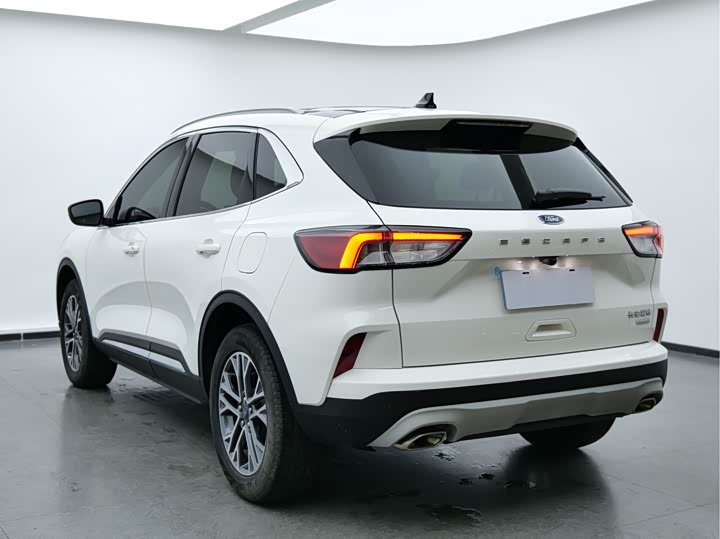 Фото 6 - Ford Escape