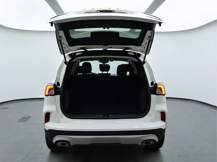 Фото 7 - Ford Escape