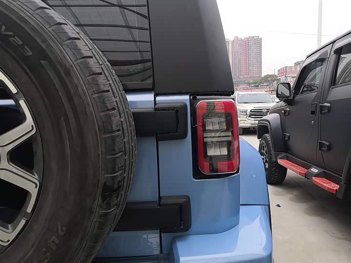 Фото 8 - BAIC Beijing BJ40