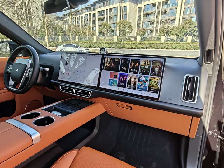 Фото 7 - LiXiang L7