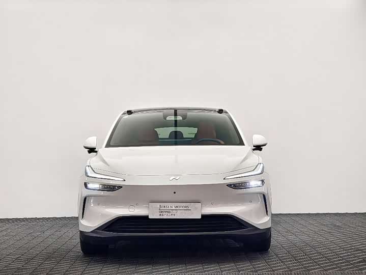 Фото 2 - Nio Onvo L60