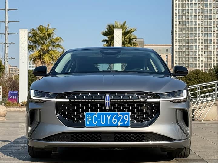 Фото 1 - Lincoln Z (Zephyr)