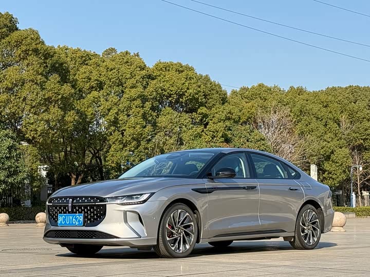 Фото 2 - Lincoln Z (Zephyr)