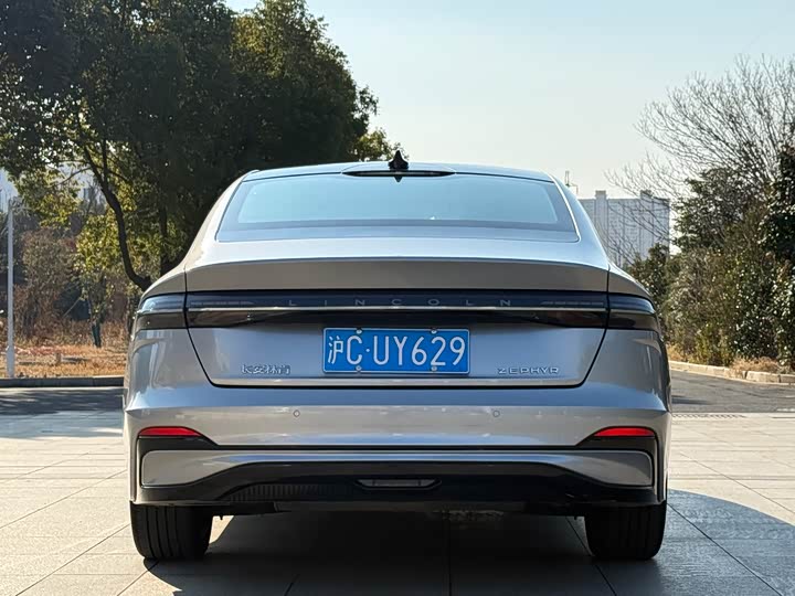 Фото 4 - Lincoln Z (Zephyr)