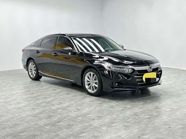 Фото 5 - Honda Accord