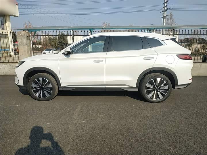 Фото 5 - BYD Song Plus Hybrid/EV