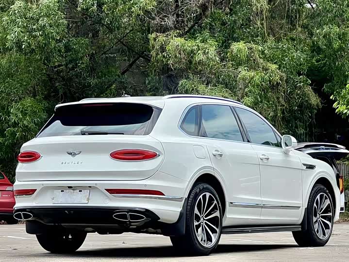 Фото 5 - Bentley Bentayga