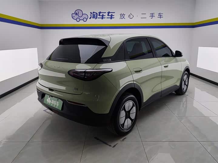 Фото 3 - Geely Galaxy Geome