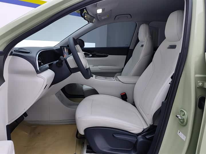 Фото 9 - Geely Galaxy Geome