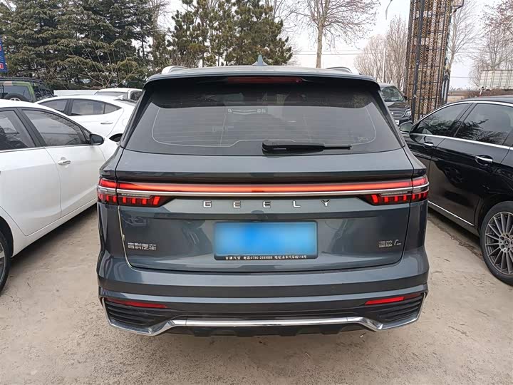 Фото 6 - Geely Monjaro