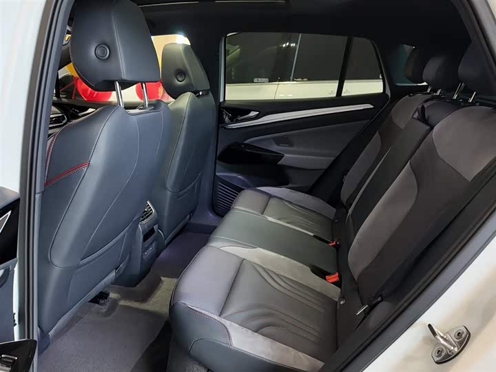 Фото 7 - Volkswagen ID.4 Crozz