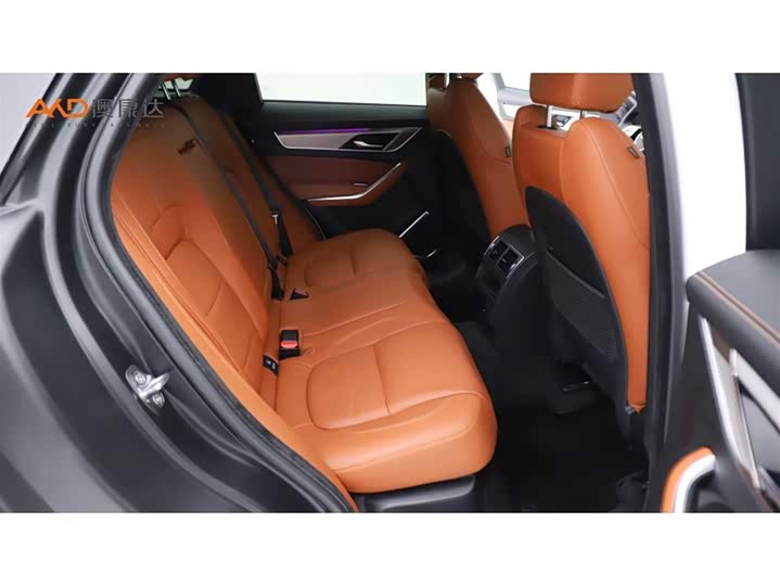 Фото 8 - Jaguar F-Pace