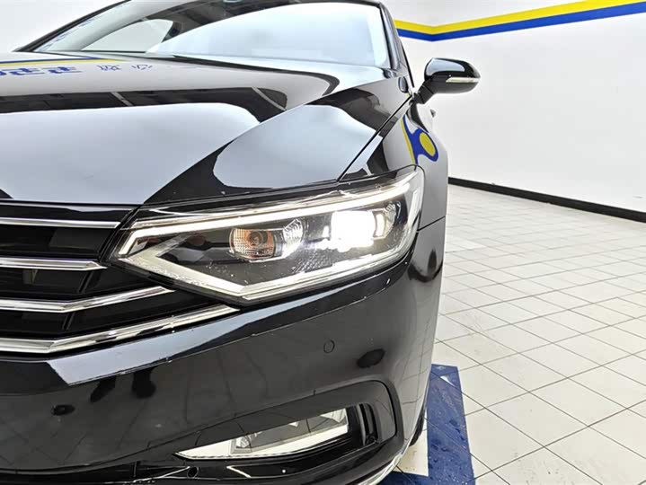 Фото 5 - Volkswagen Magotan