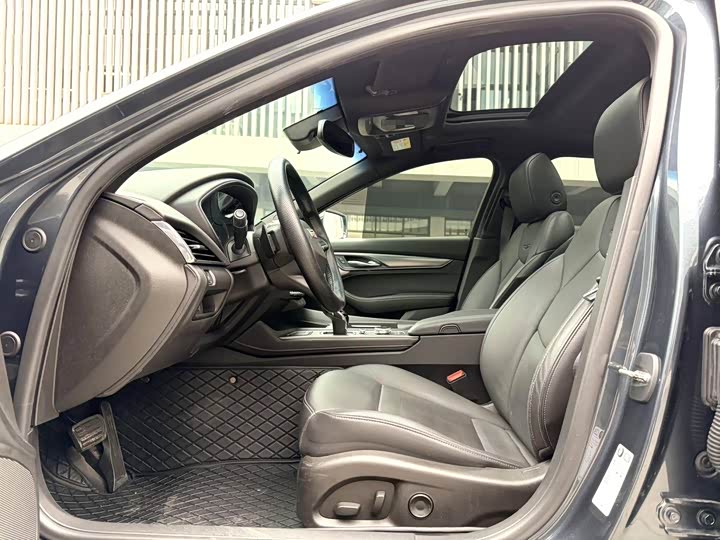 Фото 6 - Cadillac CT5