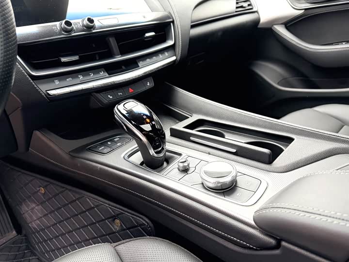 Фото 7 - Cadillac CT5